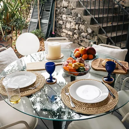 Wisteria فيلة فونشال